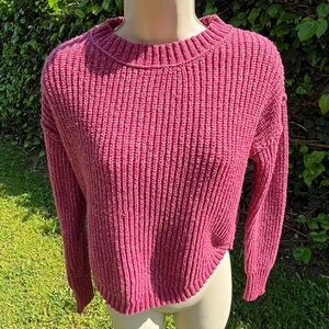 Adorable knit sweater